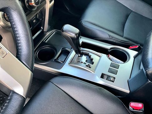 Used 2022 Toyota 4Runner TRD Sport w/ Technology Package image 17