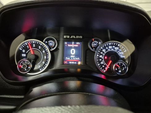 Used 2022 RAM 2500 Big Horn image 11