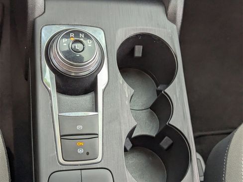 Used 2021 Ford Escape SE w/ SE Sport Appearance Package image 25