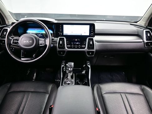 Used 2023 Kia Sorento SX FWD image 18