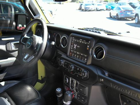Used 2023 Jeep Wrangler Unlimited Rubicon 4xe w/ Steel Bumper Group AWD/4WD image 49