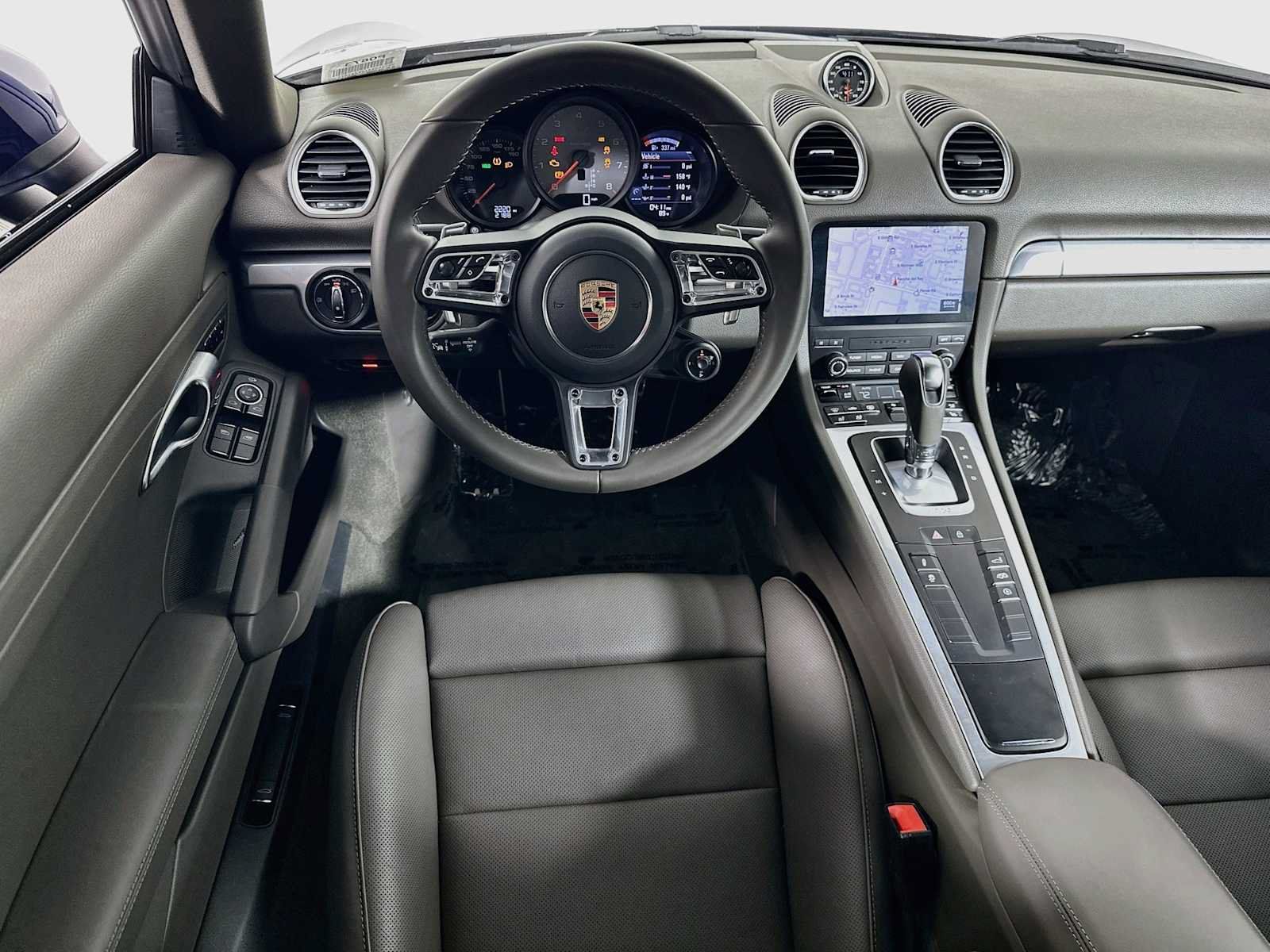 Certified 2025 Porsche 718 Cayman S RWD image 22