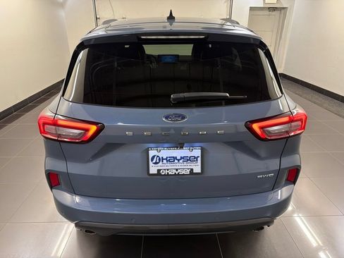 Certified 2023 Ford Escape ST-Line Select w/ Tech Pack #1 AWD/4WD image 5