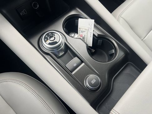 New 2026 Ford Explorer Active w/ Active Comfort Package image 8