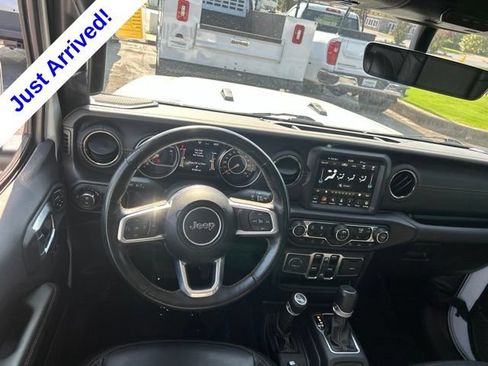 Used 2022 Jeep Gladiator Overland AWD/4WD image 27
