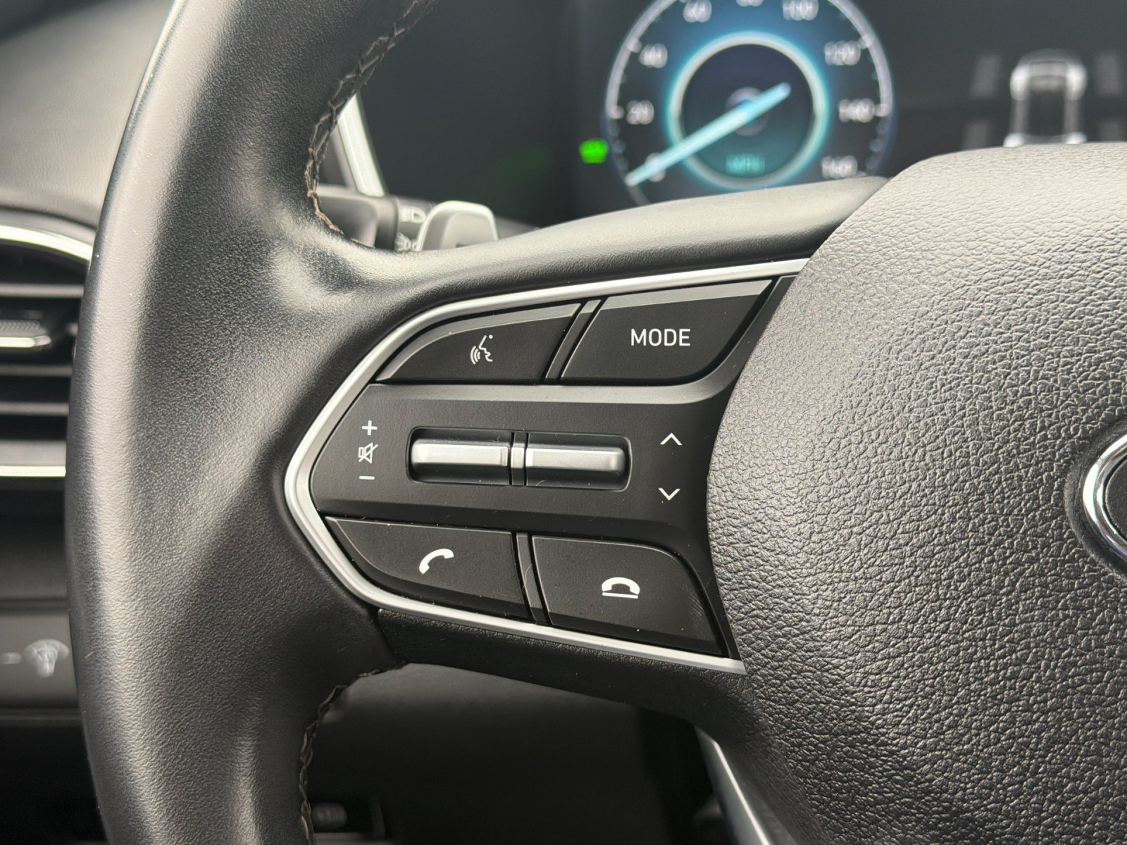 Used 2022 Hyundai Santa Fe SEL Convenience w/ Cargo Package AWD/4WD image 27