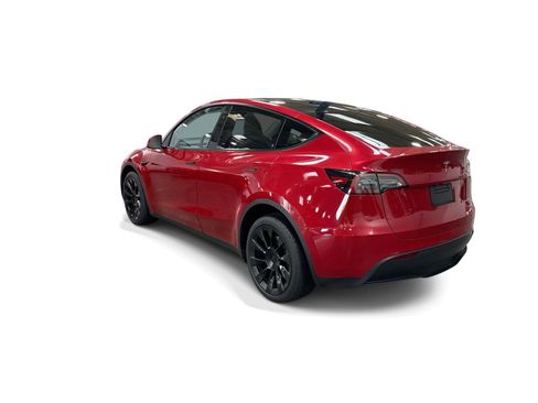 Certified 2023 Tesla Model Y Long Range AWD/4WD image 4