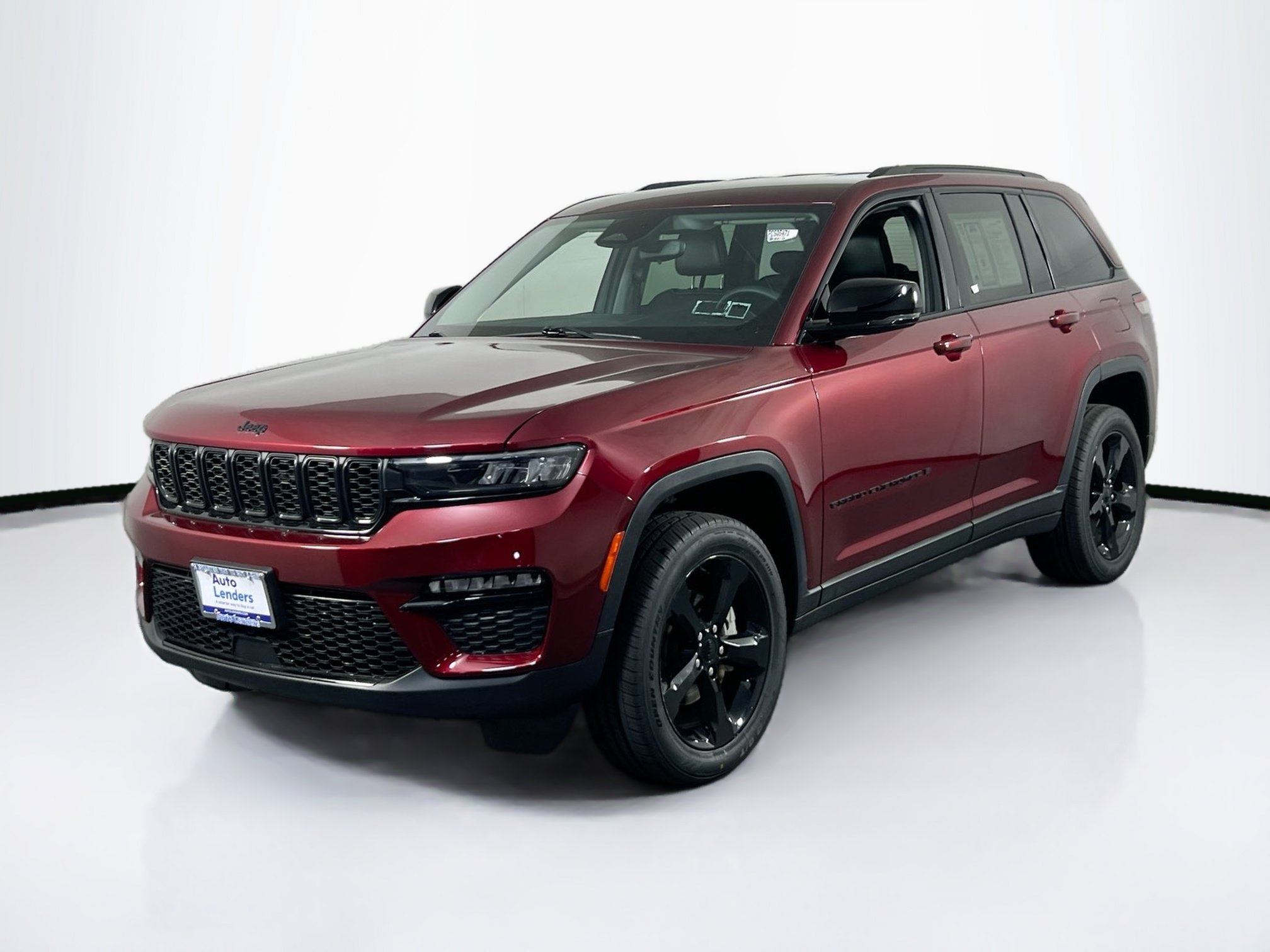 Used 2023 Jeep Grand Cherokee Limited w/ Black Appearance Package AWD/4WD image 1