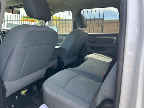 Used 2020 RAM 1500 Classic SLT RWD image 11
