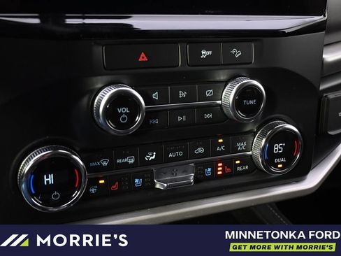 Used 2022 Ford Expedition XLT AWD/4WD image 32