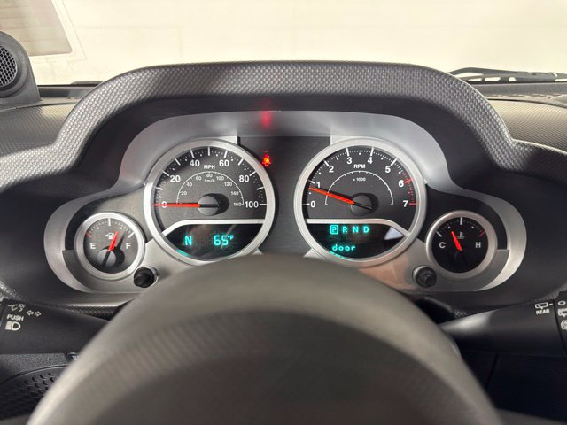 Used 2010 Jeep Wrangler Unlimited Rubicon w/ Dual Top Group AWD/4WD image 15