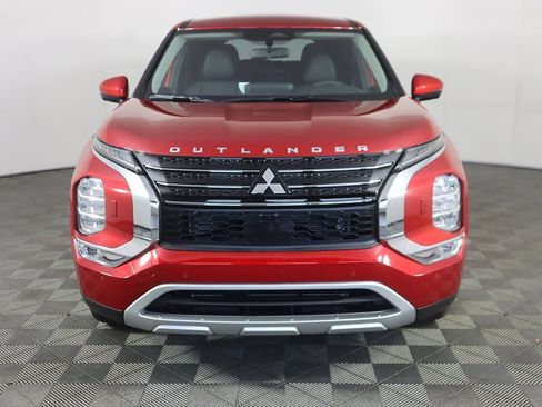 Used 2024 Mitsubishi Outlander SE AWD/4WD image 12