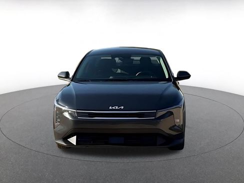 Used 2025 Kia K4 LXS image 4