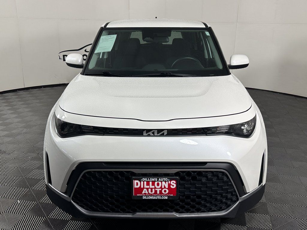 Used 2024 Kia Soul LX FWD image 10