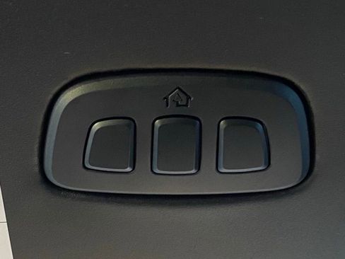 Used 2021 Ford Bronco First Edition AWD/4WD image 30