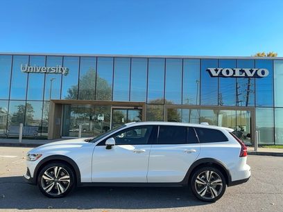 Certified 2025 Volvo V60 B5 Cross Country Plus