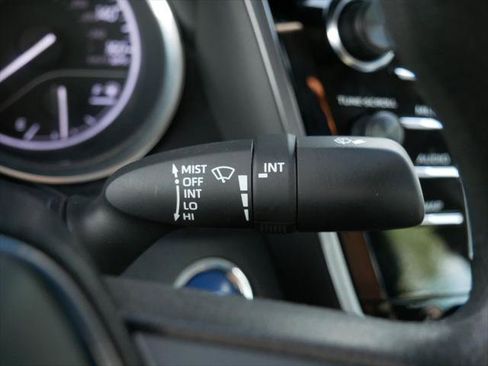 Certified 2020 Toyota Camry LE FWD image 20