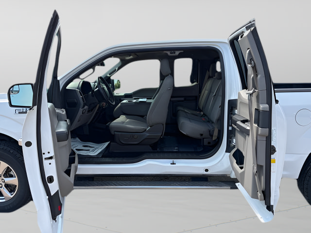 Used 2019 Ford F150 XLT w/ Equipment Group 302A Luxury AWD/4WD image 10