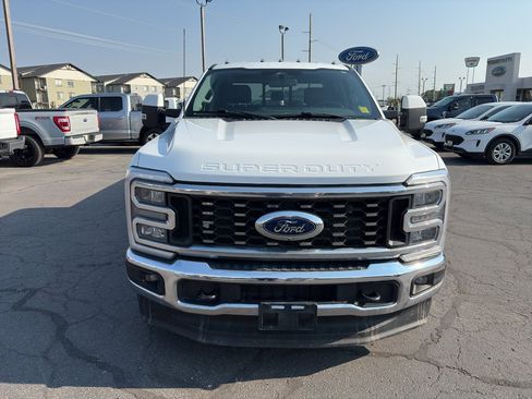 Used 2023 Ford F350 Lariat AWD/4WD image 8