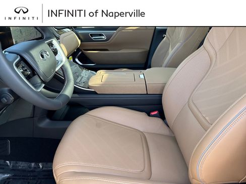 New 2026 INFINITI QX80 Luxe w/ Cargo Package image 9