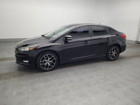 Used 2018 Ford Focus SEL image 2