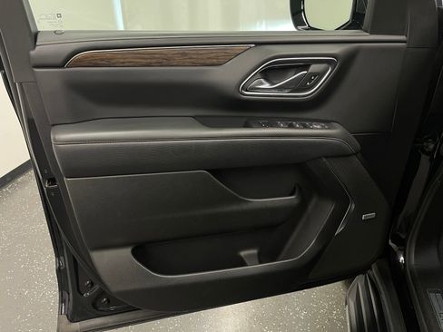 Used 2024 Chevrolet Tahoe Premier image 10