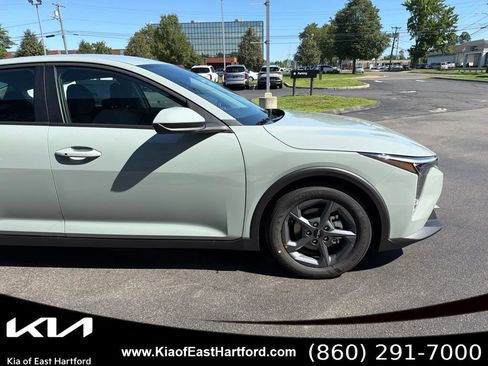 New 2026 Kia K4 FWD image 6