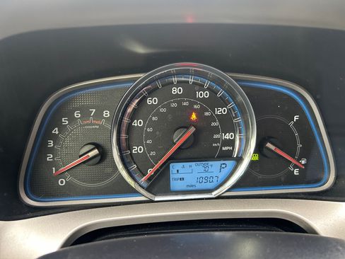 Used 2013 Toyota RAV4 Limited AWD/4WD image 11