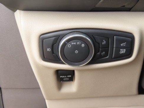 Used 2019 Lincoln Nautilus Reserve FWD image 25