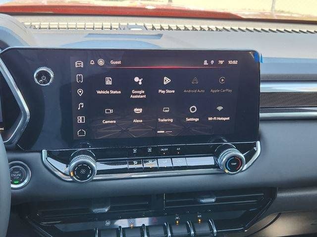 New 2025 GMC Canyon Elevation w/ Technology Package AWD/4WD image 17
