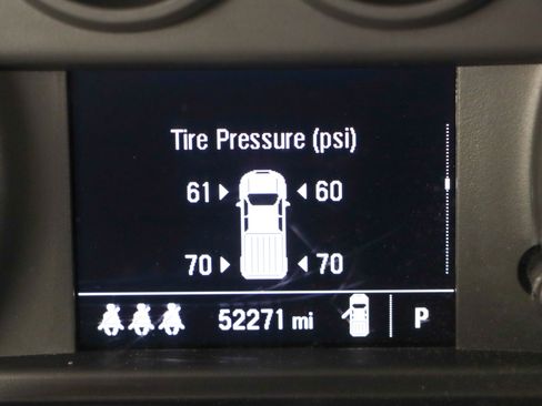 Used 2024 Chevrolet Silverado 2500 Custom image 16