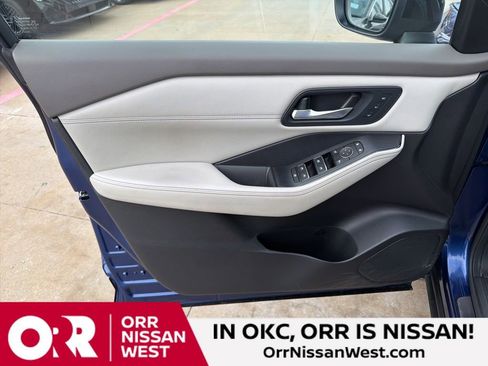 Used 2023 Nissan Rogue SL w/ SL Premium Package AWD/4WD image 12