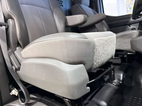 Used 2018 Nissan NV 2500 S RWD image 65
