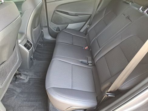 Used 2021 Hyundai Tucson SEL FWD image 15