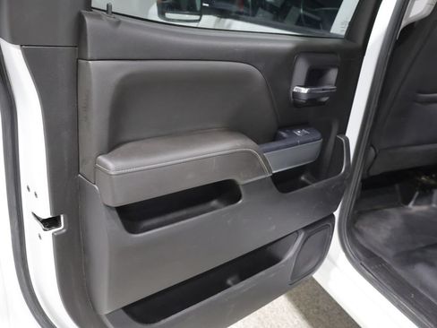 Used 2017 Chevrolet Silverado 1500 LT w/ LT Fleet Convenience Package AWD/4WD image 19