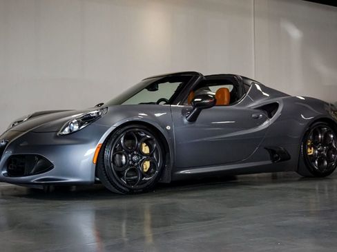 Used 2020 Alfa Romeo 4C Spider w/ Bright Package image 94