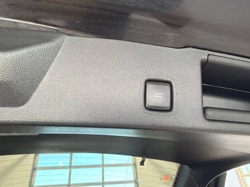 Used 2023 Ford Escape Active w/ Tech Pack #1 AWD/4WD image 22