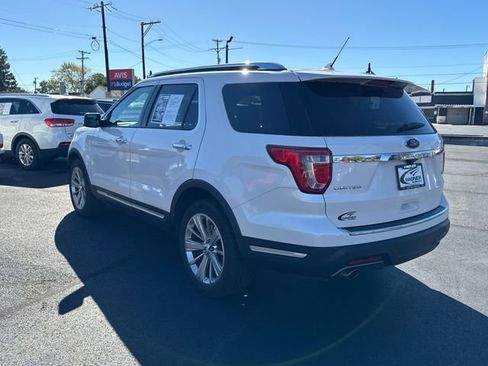 Used 2018 Ford Explorer Limited w/ Equipment Group 301A image 5
