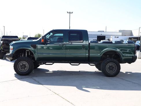 Used 2010 Ford F250 Lariat AWD/4WD image 3