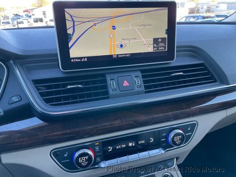 Used 2018 Audi Q5 2.0T Premium Plus image 22