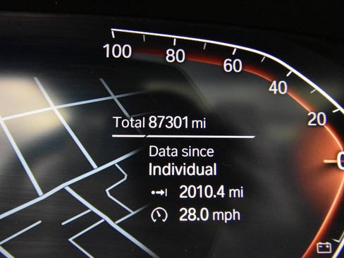 Used 2022 BMW X5 xDrive40i w/ M Sport Package image 28