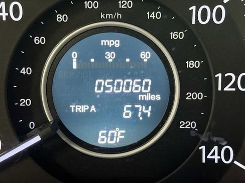 Used 2015 Honda CR-V LX image 11