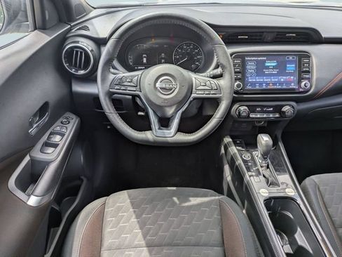 Used 2024 Nissan Kicks SR FWD image 17
