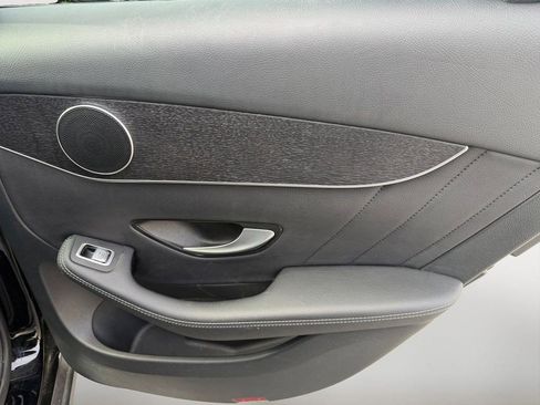 Used 2022 Mercedes-Benz GLC 300 image 30