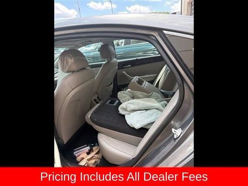 Used 2019 Hyundai Sonata Limited w/ Ultimate Package 04 FWD image 12