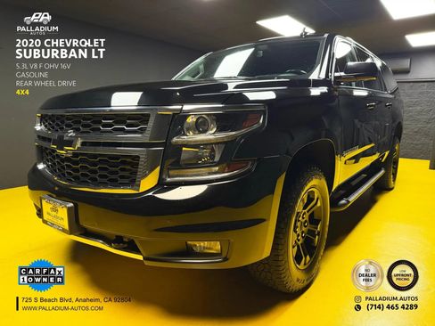 Used 2020 Chevrolet Suburban LT w/ Luxury Package AWD/4WD image 1