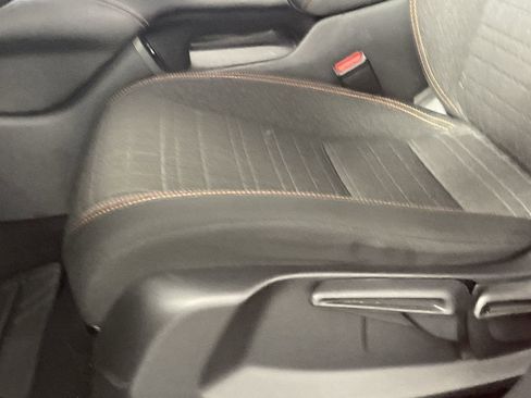 Used 2024 Honda HR-V Sport image 17