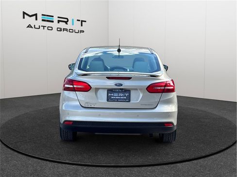 Used 2018 Ford Focus Titanium image 8