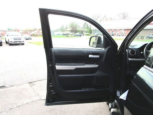 Used 2015 Toyota Tundra SR5 w/ TRD Off Road Package AWD/4WD image 31