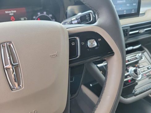 Certified 2022 Lincoln Corsair Standard image 24